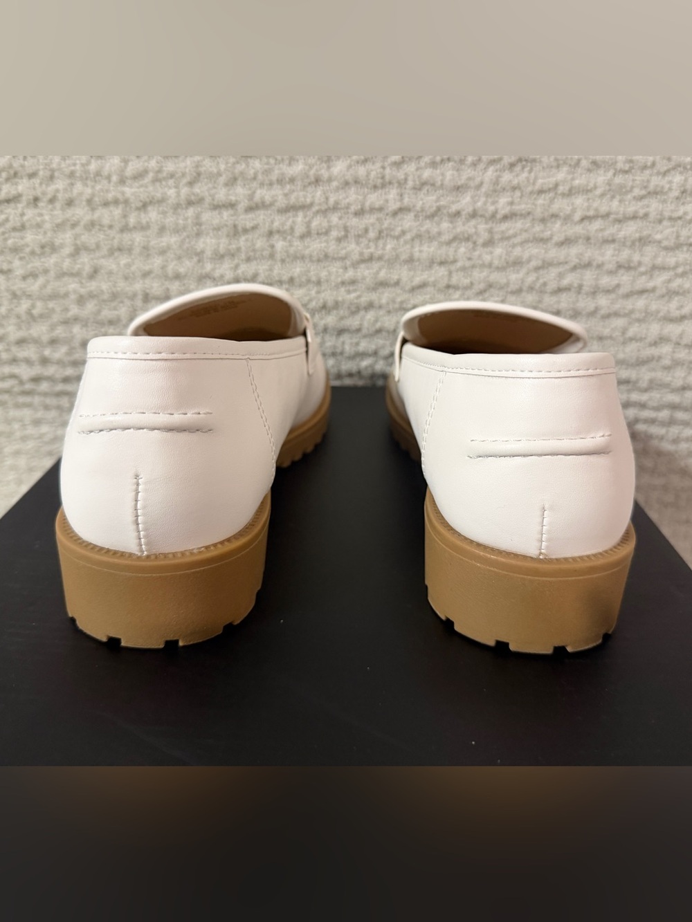 Cushionaire  Memory foam White Loafers with Gold Bit Detail - Picture 3 of 8